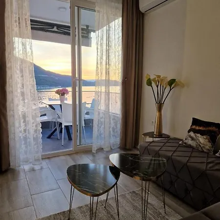 Modern Dream * Neum